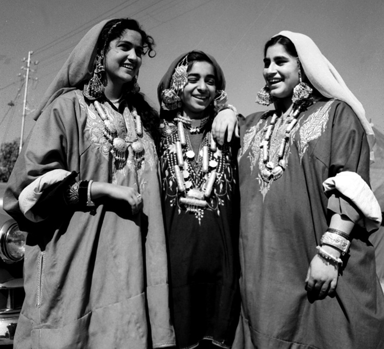Kashmiri Women Trailblazers Inspire with Remarkable Achievements - MyKashmir