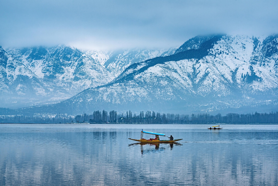 Kashmir's Winter Wonderland: Unveiling a Landscape Painted in White